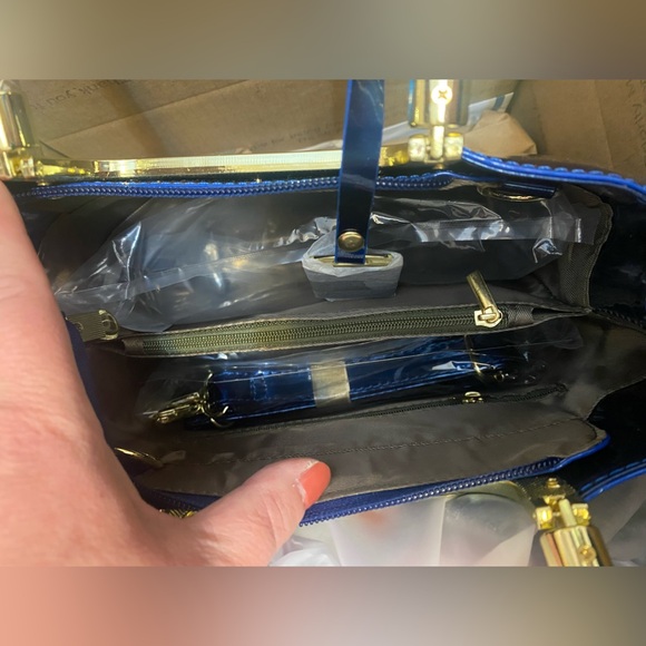 Stunning Blue Boutique Crossbody Bag strap is inside the bag brand new!! NWT! - Picture 4 of 4